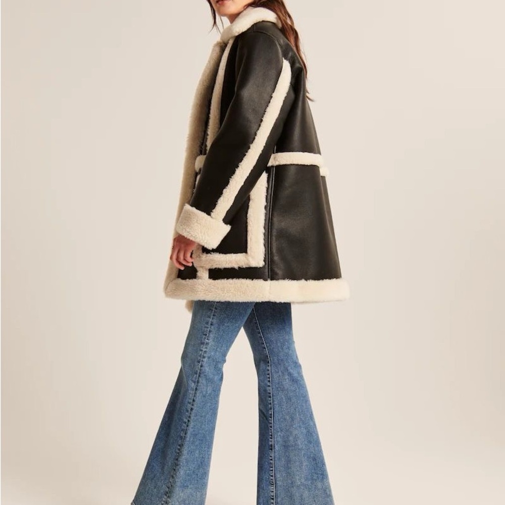 Abercrombie & Fitch Black and Cream Shearling Jacket